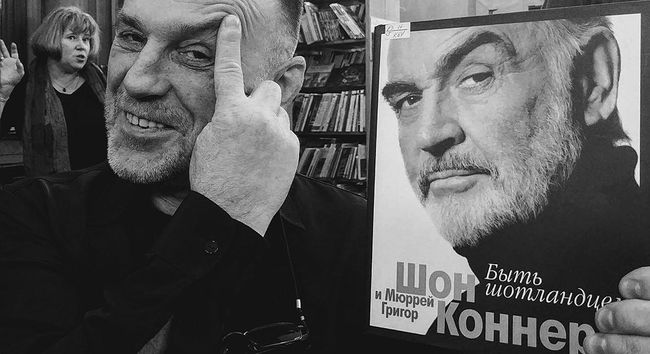 Елена Гонтаренко. Юрий Иванов на открытии фотовыставки